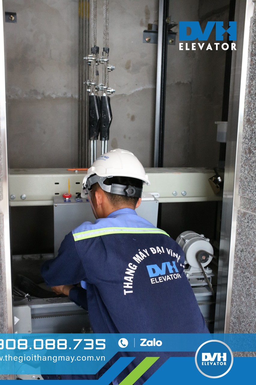 Thang máy gia đình 200kg Thang máy gia đình 200kg